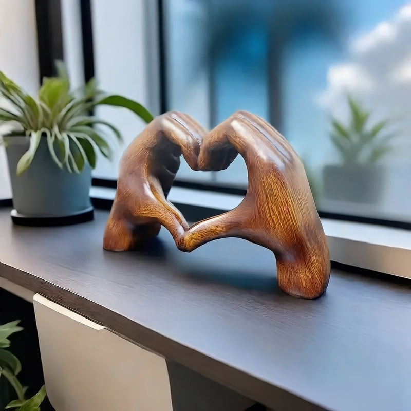 Creative Heart-shaped Resin Statue Home Decor Gift, Christmas Gift